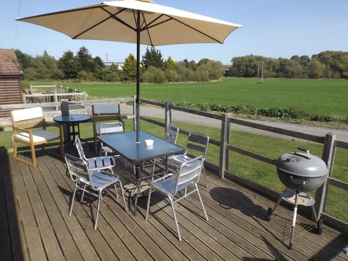 Your Home From Home On The Edge Of The Cotswolds 이브샘 외부 사진
