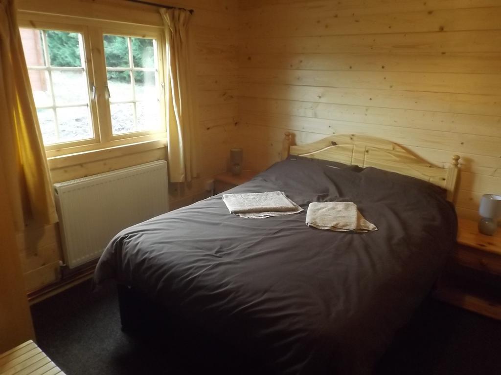 Your Home From Home On The Edge Of The Cotswolds 이브샘 외부 사진